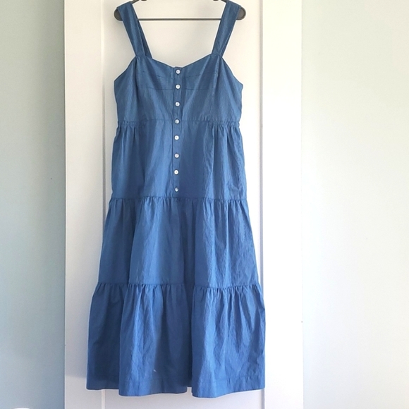Blue Sleeveless Button-Front Dress - Picture 4 of 10